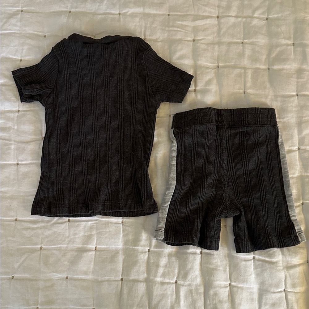 8 piece 12mo. Baby Boy Clothes Aquatic Theme (041) - Picture 3 of 16